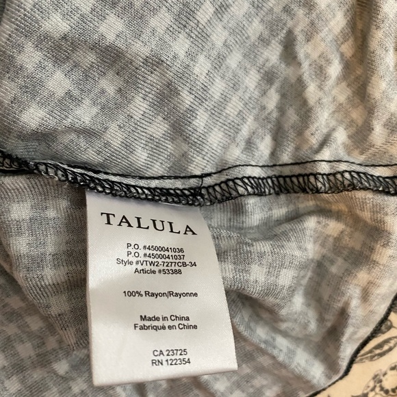 Aritzia Talula Checked Black / White mini skirt - Picture 3 of 3